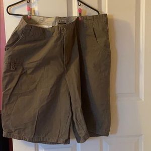 Columbia khaki shorts size 16w